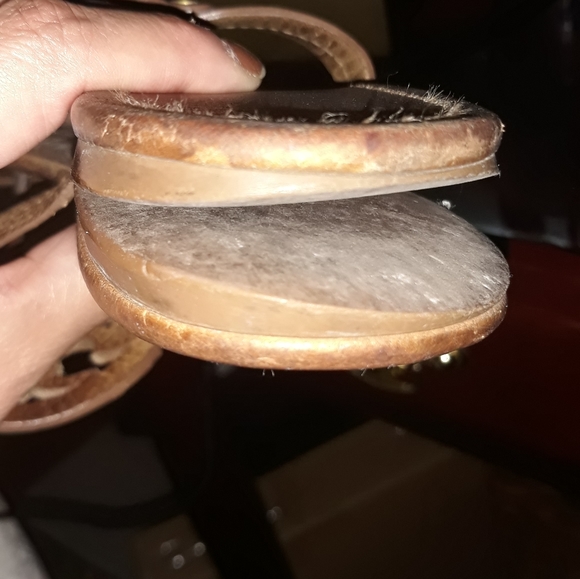 *SOLD on M3rcari*Tory Burch Sandals - Picture 4 of 4